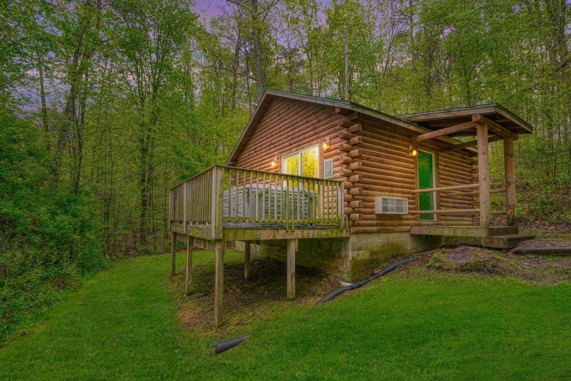 Blue Rose Cabins - Big Woody Cabin Logan Dış mekan fotoğraf