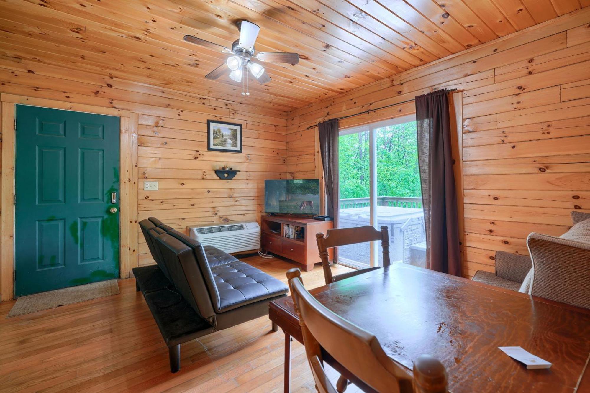 Blue Rose Cabins - Big Woody Cabin Logan Dış mekan fotoğraf